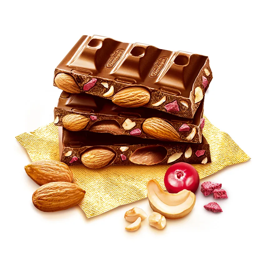 Шоколад «Тёмный с цельным миндалем, дробленым кешью и клюквой»